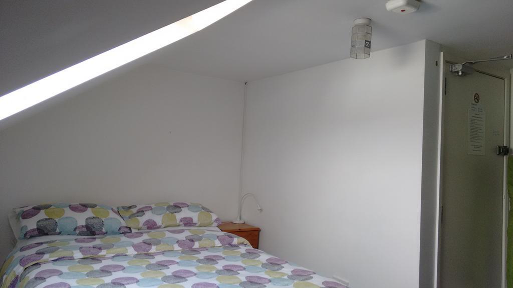 Fairman House Backpackers Bed & Breakfast Londonderry ห้อง รูปภาพ