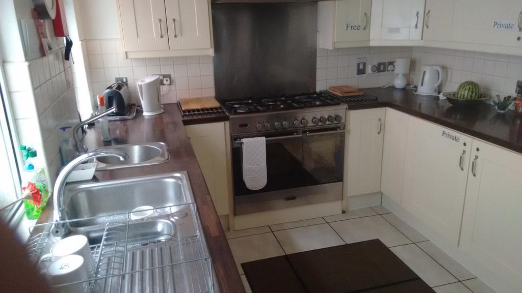 Fairman House Backpackers Bed & Breakfast Londonderry ภายนอก รูปภาพ